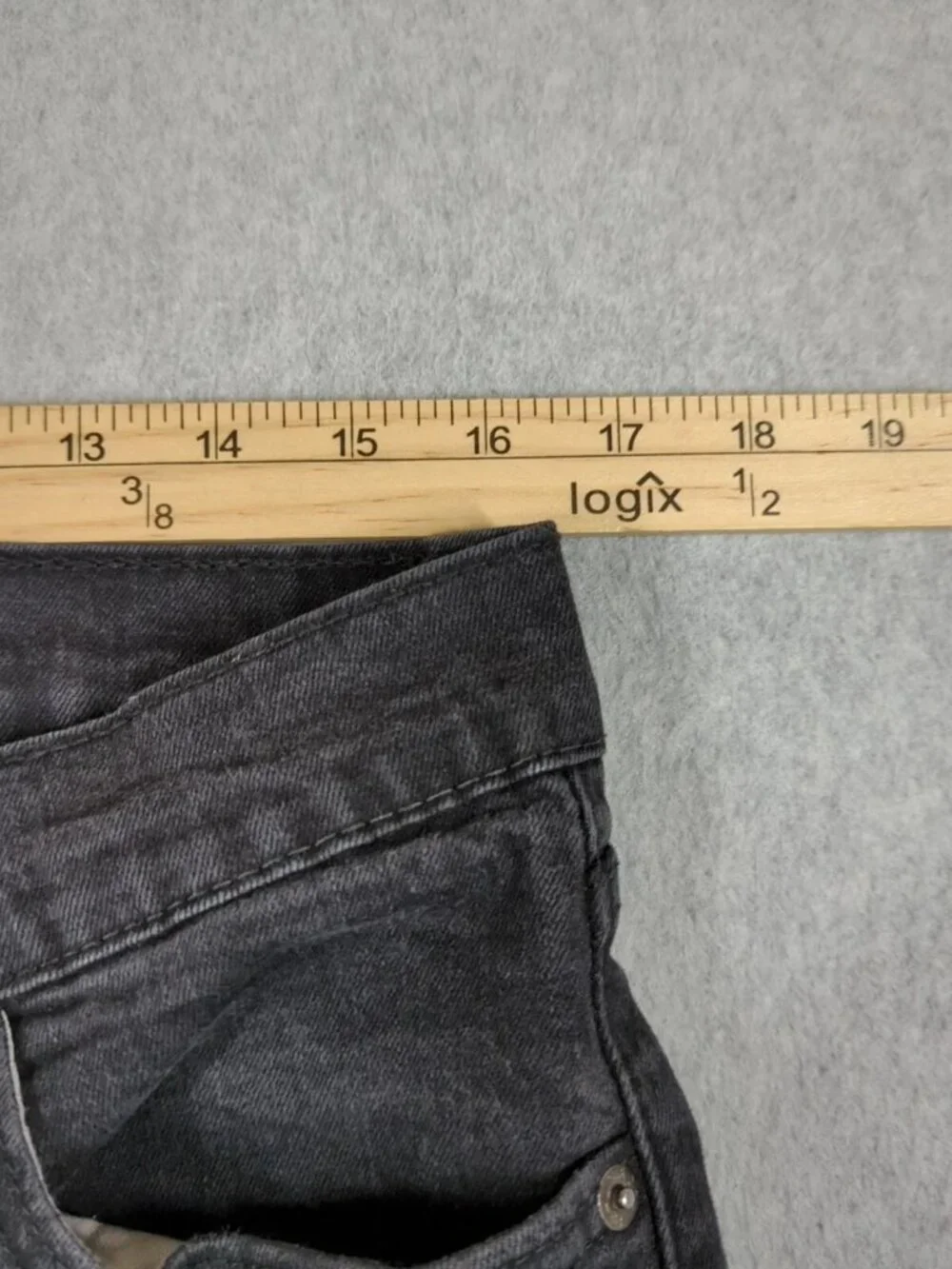 Levi's 541 Jeans Mens 33x32 (Actual 33x30) Black Denim Athletic Fit Straight Leg